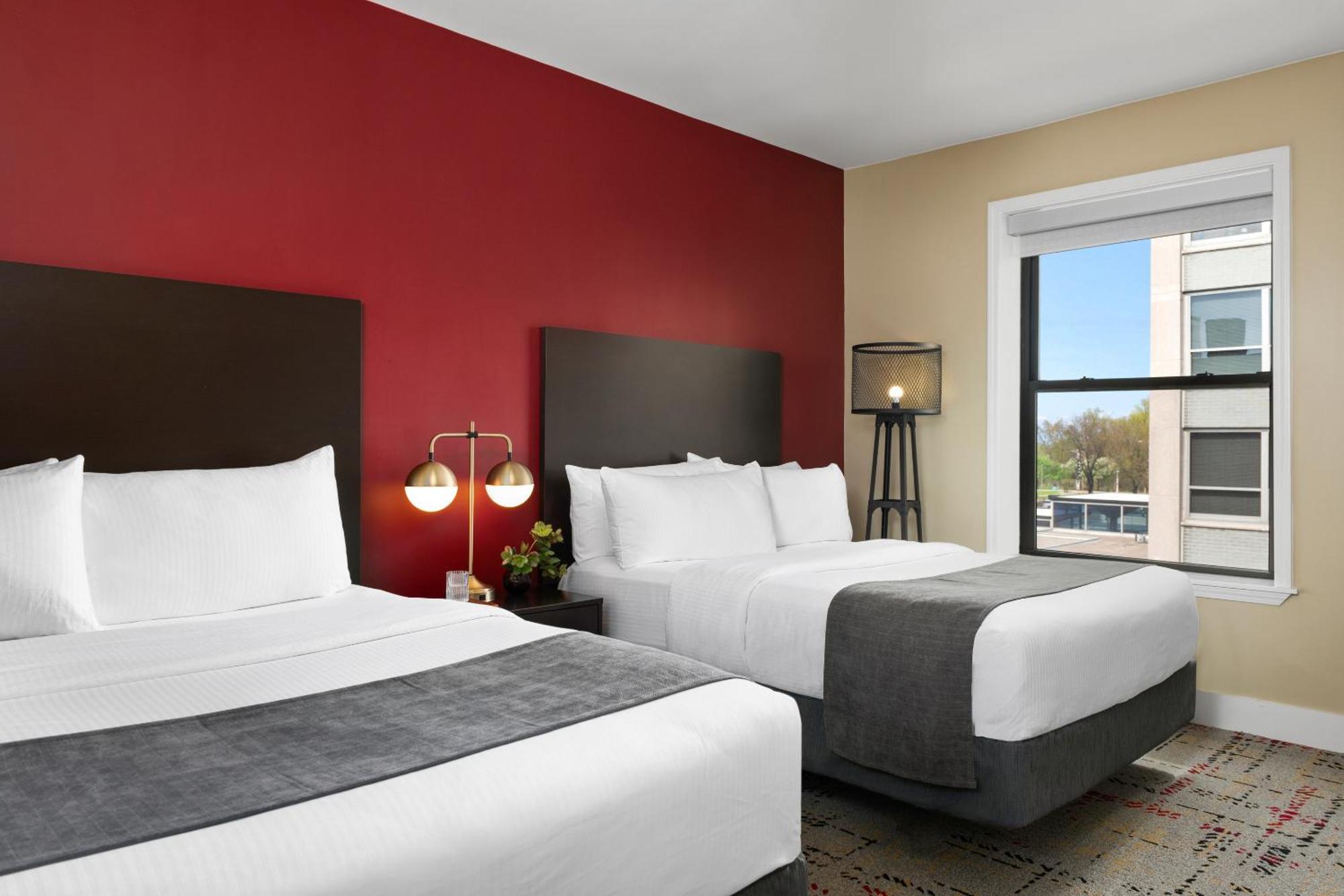 Majestic Hotel 3*